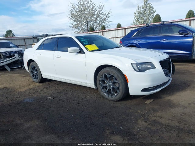 2C3CCAGGXKH651586 Chrysler 300 300s Awd