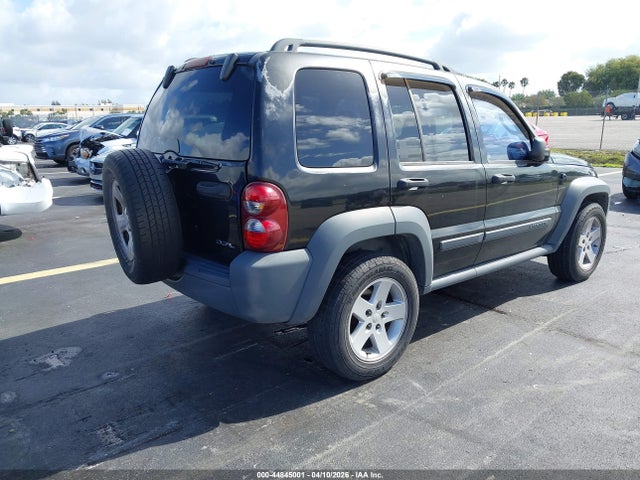 44845001 :رقم المزاد ، 1J4GK48K35W518978 vin ، 2005 Jeep Liberty Sport مزاد بيع