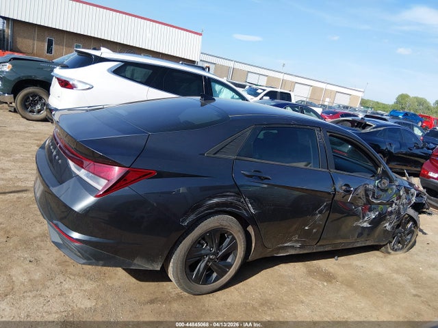 44845068 :رقم المزاد ، 5NPLS4AG8MH044590 vin ، 2021 Hyundai Elantra Sel مزاد بيع