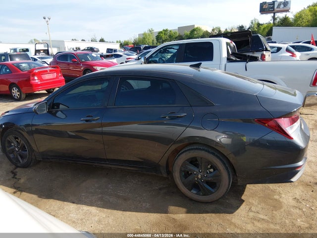 44845068 :رقم المزاد ، 5NPLS4AG8MH044590 vin ، 2021 Hyundai Elantra Sel مزاد بيع