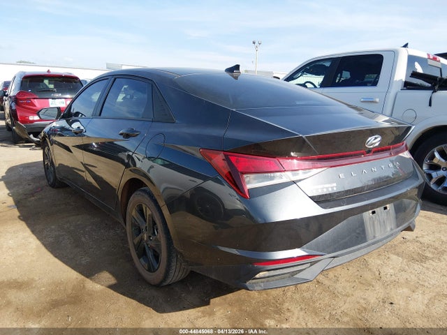 44845068 :رقم المزاد ، 5NPLS4AG8MH044590 vin ، 2021 Hyundai Elantra Sel مزاد بيع