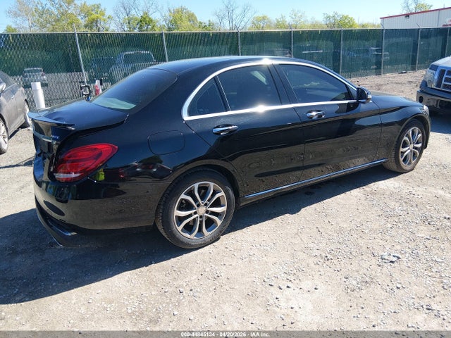 44845134 :رقم المزاد ، 55SWF4KB7GU148364 vin ، 2016 Mercedes-benz C 300 4matic مزاد بيع