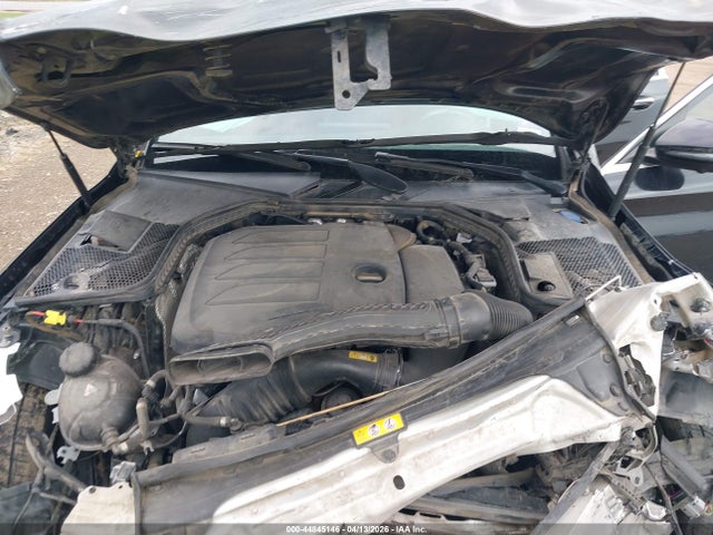 44845146 :رقم المزاد ، 55SWF8DBXLU323639 vin ، 2020 Mercedes-benz C 300 مزاد بيع
