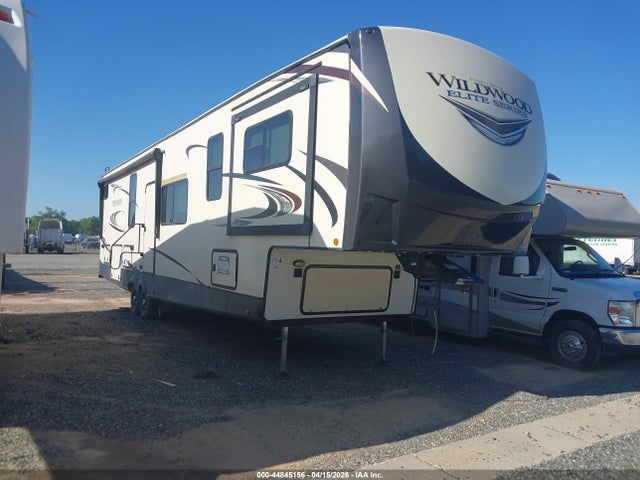 Продаж на аукціоні авто 2021 Forest River Wildwood Hertiage Glen Elite 36fl Travel Trailer, vin: 4X4FWBM20MV704637, номер лоту: 44845156