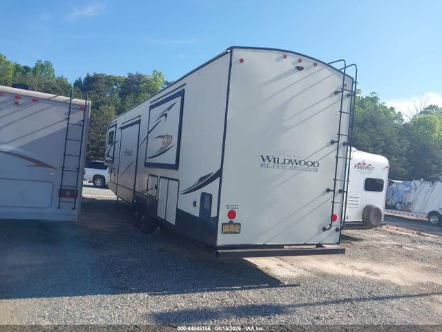 Продаж на аукціоні авто 2021 Forest River Wildwood Hertiage Glen Elite 36fl Travel Trailer, vin: 4X4FWBM20MV704637, номер лоту: 44845156