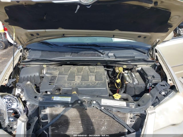 2010 Chrysler Town & Country Touring Plus მანქანა იყიდება აუქციონზე, vin: 2A4RR8DX9AR441405, აუქციონის ნომერი: 44845161