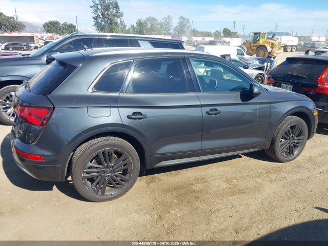 WA1BNAFY4K2100147 Audi Q5 45 Premium
