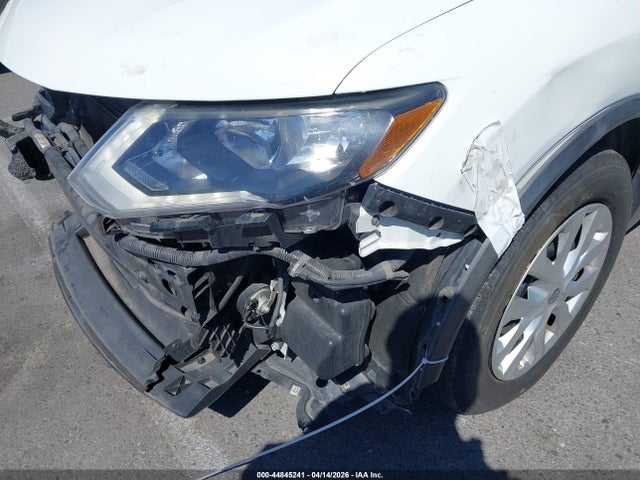 Nissan ROGUE S 2017 KNMAT2MT3HP549612 Image 13