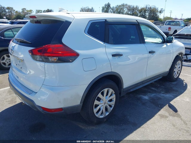 Nissan ROGUE S 2017 KNMAT2MT3HP549612 Image 4