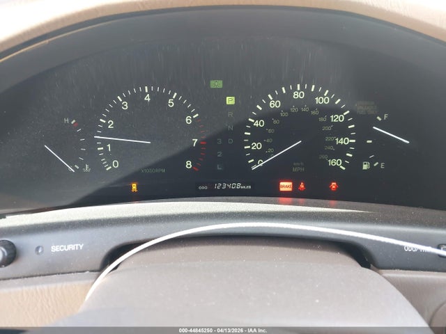 44845250 :رقم المزاد ، JT8BH22F1T0063836 vin ، 1996 Lexus Ls 400 مزاد بيع
