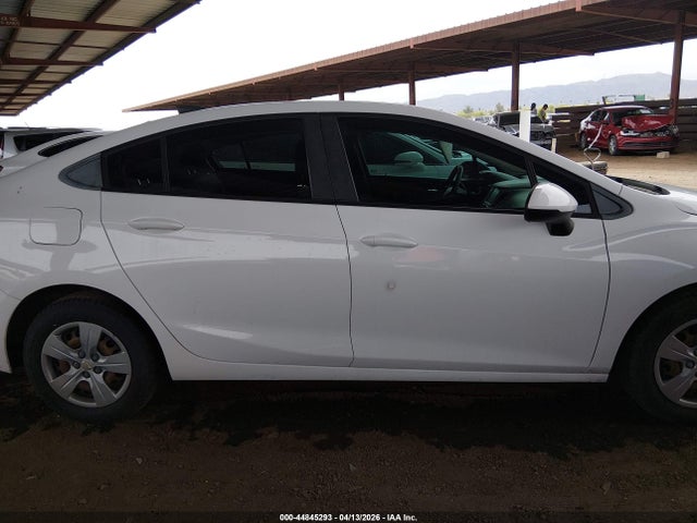 Chevrolet Cruze Ls Auto 2018 1G1BC5SM0J7104342 Image 13