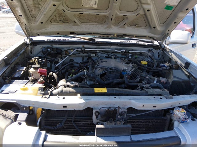44845358 :رقم المزاد ، 1N6ED27T21C392742 vin ، 2001 Nissan Frontier Se-v6 مزاد بيع