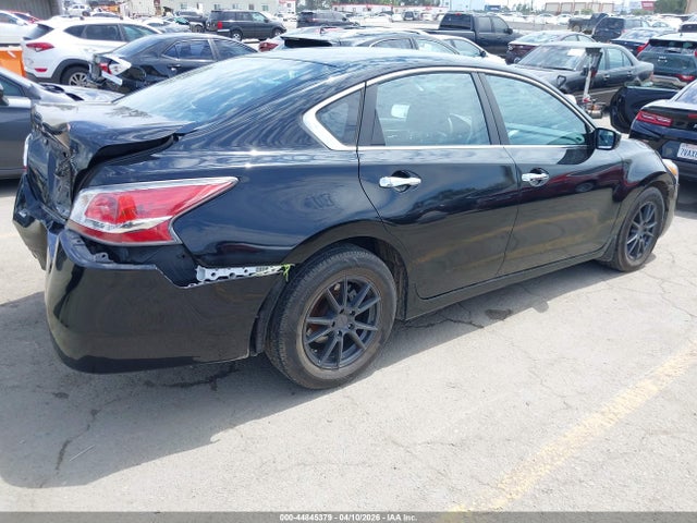 Nissan Altima 2.5 S 2015 1N4AL3AP8FC568647 Image 4