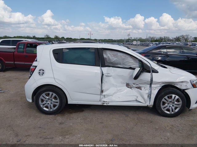 Auction sale of the 2019 Chevrolet Sonic Lt Auto, vin: 1G1JG6SBXK4113783, lot number: 44845381