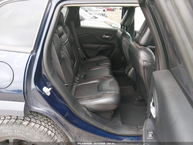 2015 Jeep Cherokee Trailhawk მანქანა იყიდება აუქციონზე, vin: 1C4PJMBS6FW705148, აუქციონის ნომერი: 44845399