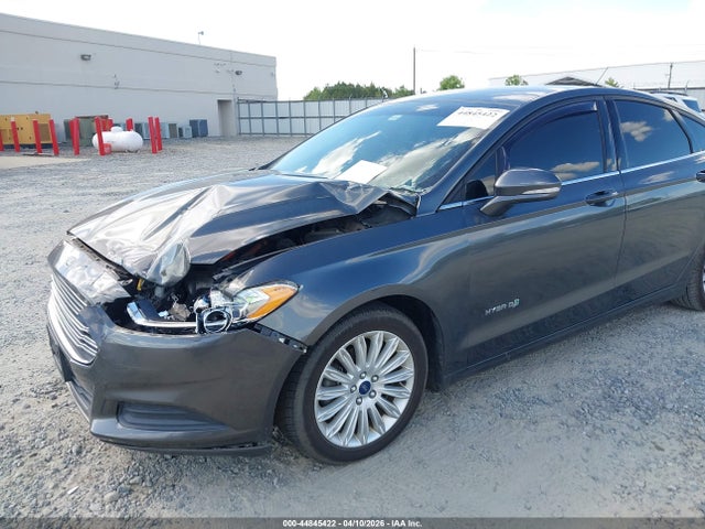2016 Ford Fusion Hybrid Se მანქანა იყიდება აუქციონზე, vin: 3FA6P0LU9GR189204, აუქციონის ნომერი: 44845422
