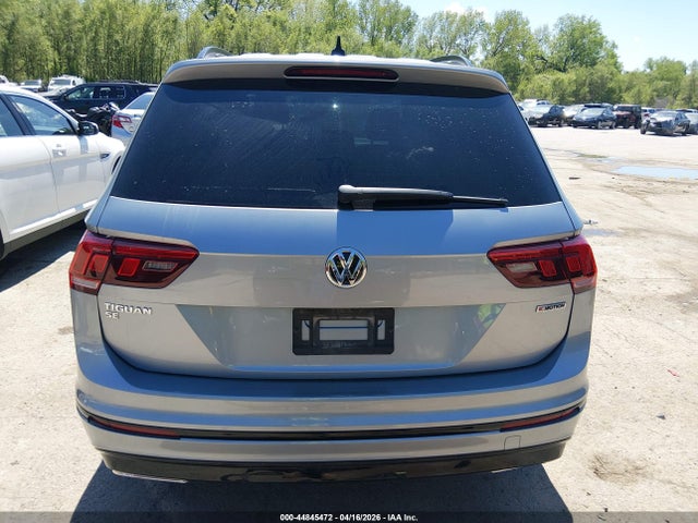 2020 Volkswagen Tiguan 2.0t Se/2.0t Se R-line Black/2.0t Sel მანქანა იყიდება აუქციონზე, vin: 3VV2B7AX2LM146359, აუქციონის ნომერი: 44845472