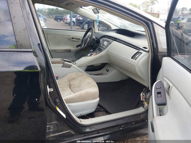 2015 Toyota Prius Three მანქანა იყიდება აუქციონზე, vin: JTDKN3DU8F0400857, აუქციონის ნომერი: 44845503