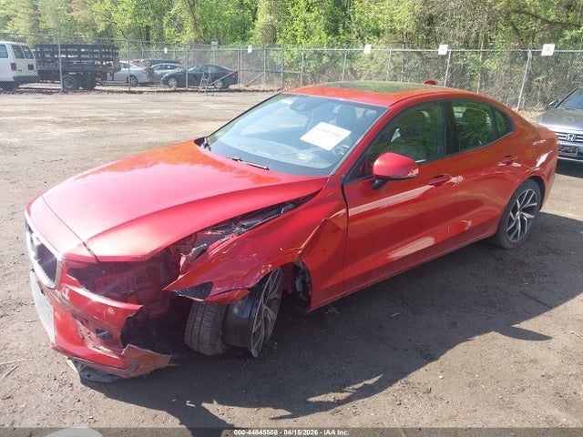 2019 Volvo S60 T6 Momentum მანქანა იყიდება აუქციონზე, vin: 7JRA22TK9KG002431, აუქციონის ნომერი: 44845508