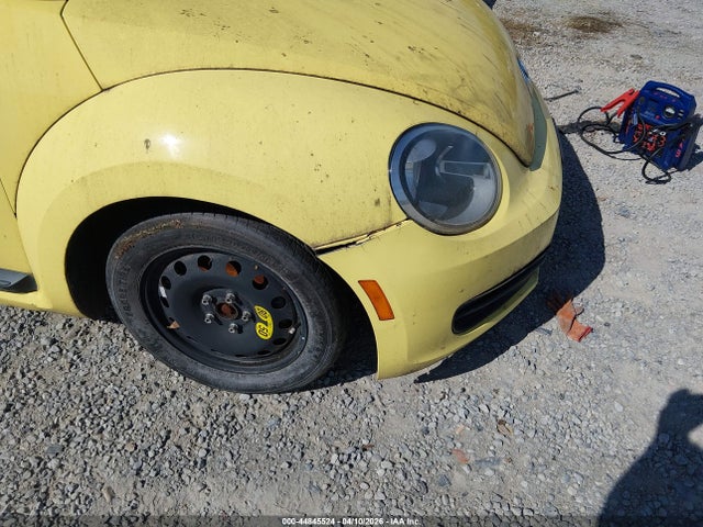 44845524 :رقم المزاد ، 3VWF17AT7FM650665 vin ، 2015 Volkswagen Beetle 1.8t Fleet Edition مزاد بيع