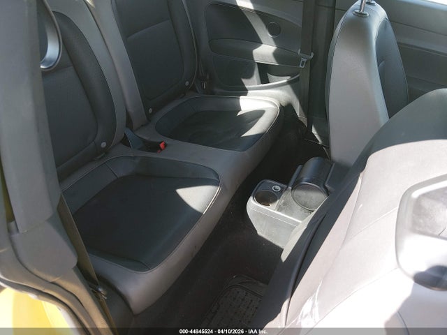 44845524 :رقم المزاد ، 3VWF17AT7FM650665 vin ، 2015 Volkswagen Beetle 1.8t Fleet Edition مزاد بيع