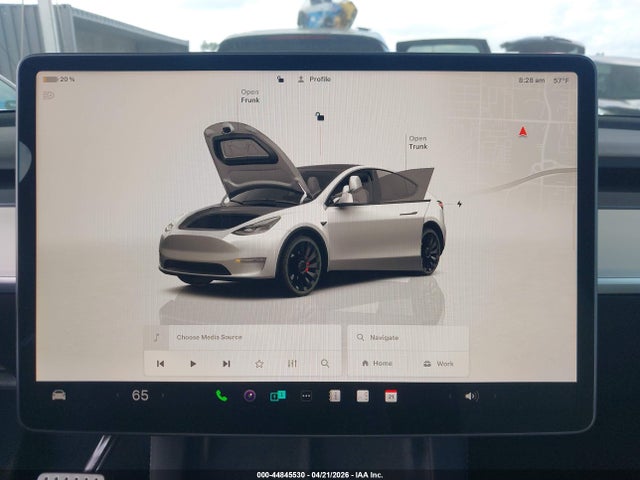 2022 Tesla Model Y Performance Dual Motor All-wheel Drive მანქანა იყიდება აუქციონზე, vin: 7SAYGDEF3NF530381, აუქციონის ნომერი: 44845530