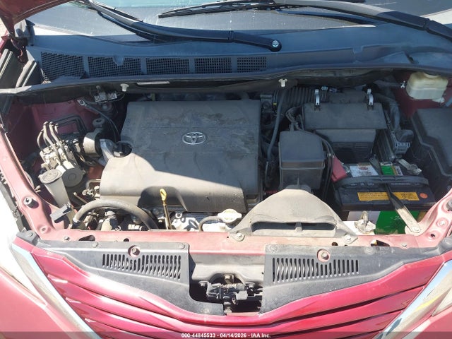 Toyota Sienna Le 8 Passenger 2015 5TDKK3DC4FS690432 Image 10