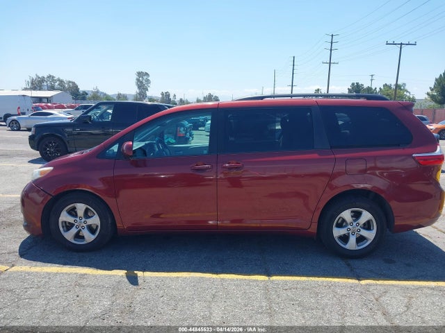 Toyota Sienna Le 8 Passenger 2015 5TDKK3DC4FS690432 Image 14