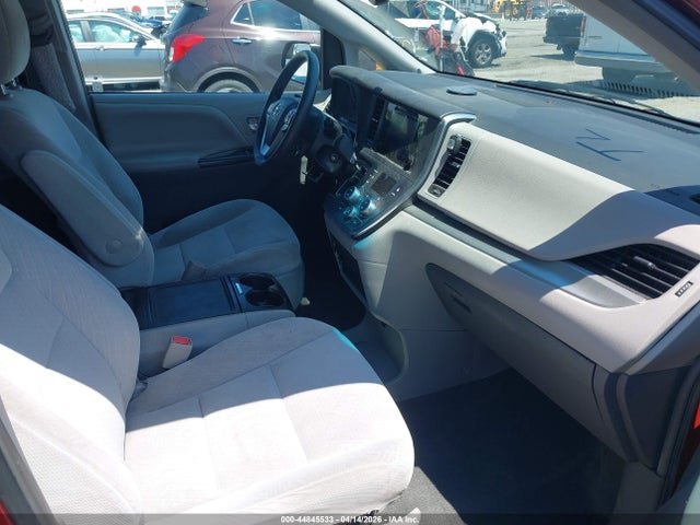 Toyota Sienna Le 8 Passenger 2015 5TDKK3DC4FS690432 Image 5
