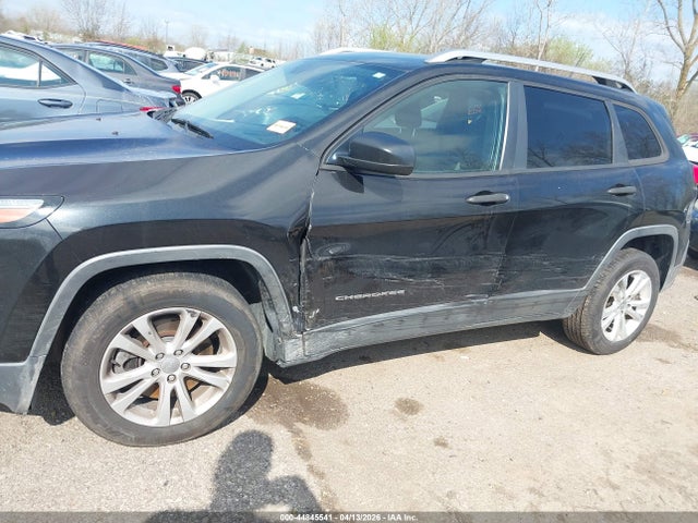 Продажа на аукционе авто 2015 Jeep Cherokee Sport, vin: 1C4PJLAB3FW657135, номер лота: 44845541