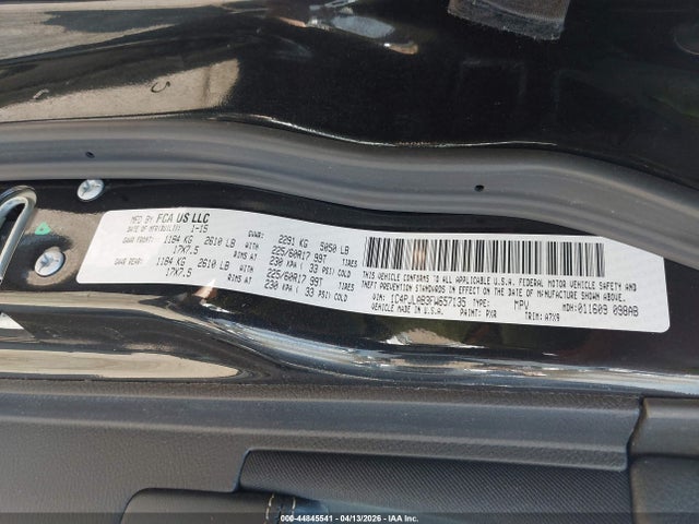 Продажа на аукционе авто 2015 Jeep Cherokee Sport, vin: 1C4PJLAB3FW657135, номер лота: 44845541