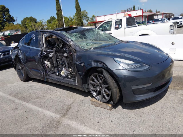 44845552 :رقم المزاد ، 5YJ3E1EA8LF597183 vin ، 2020 Tesla Model 3 Standard Range Plus Rear-wheel Drive/standard Range Rear-wheel Drive مزاد بيع
