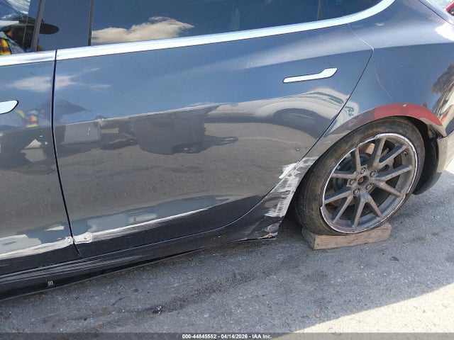 44845552 :رقم المزاد ، 5YJ3E1EA8LF597183 vin ، 2020 Tesla Model 3 Standard Range Plus Rear-wheel Drive/standard Range Rear-wheel Drive مزاد بيع