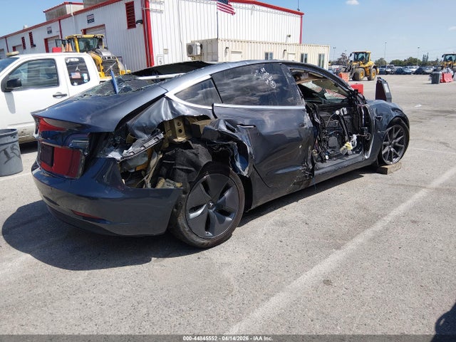 44845552 :رقم المزاد ، 5YJ3E1EA8LF597183 vin ، 2020 Tesla Model 3 Standard Range Plus Rear-wheel Drive/standard Range Rear-wheel Drive مزاد بيع