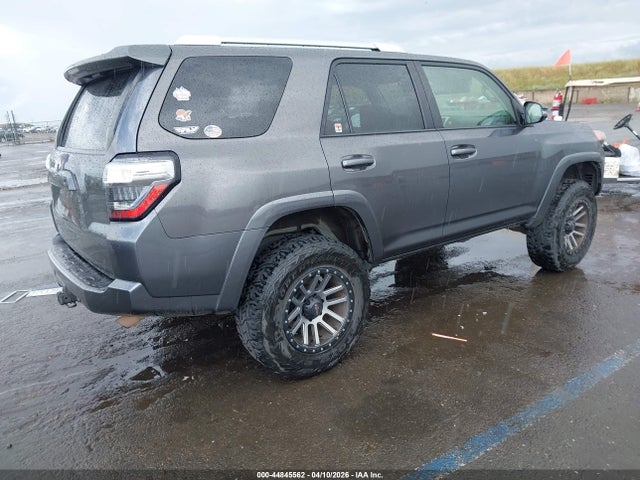 Toyota 4runner Sr5 Premium 2014 JTEBU5JR5E5159884 Image 4
