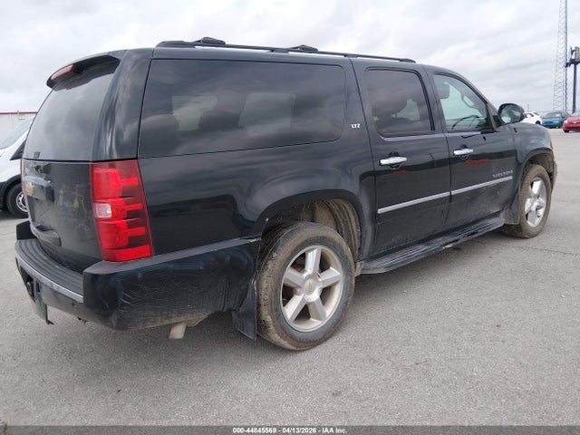 Продажа на аукционе авто 2014 Chevrolet Suburban 1500 Ltz, vin: 1GNSKKE76ER114292, номер лота: 44845569