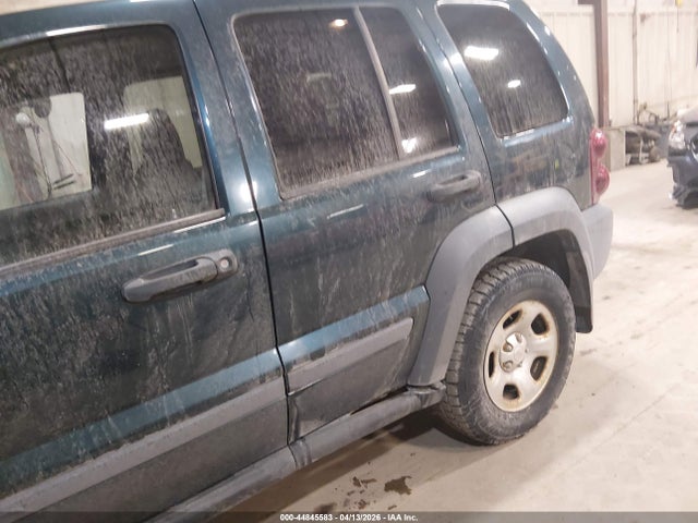 2005 JEEP LIBERTY 1J4GL48K65W614892 Photo 5