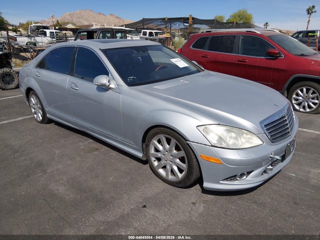 2008 MERCEDES-BENZ S 550 WDDNG71X38A226258