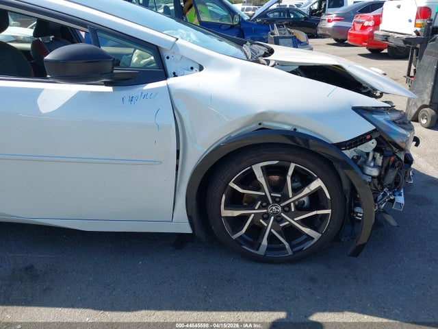 JTDACACU7R3026865 Toyota Prius Prime Xse