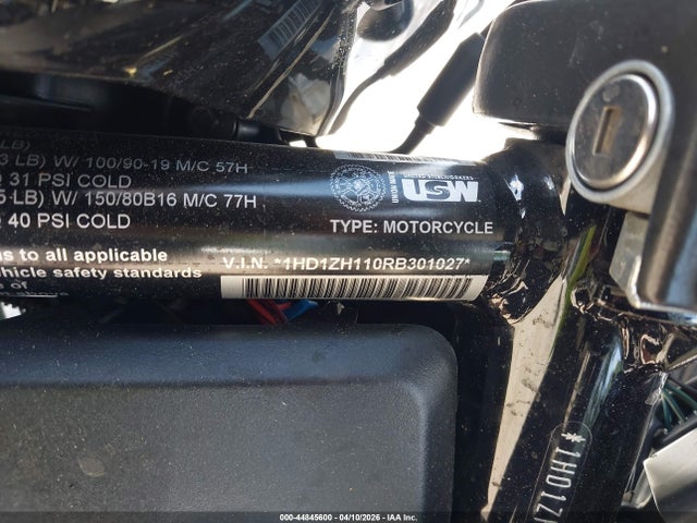 44845600 :رقم المزاد ، 1HD1ZH110RB301027 vin ، 2024 Harley-davidson Rh975 مزاد بيع
