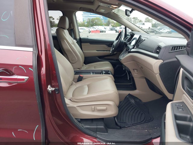 5FNRL6H88JB026568 Honda Odyssey Touring