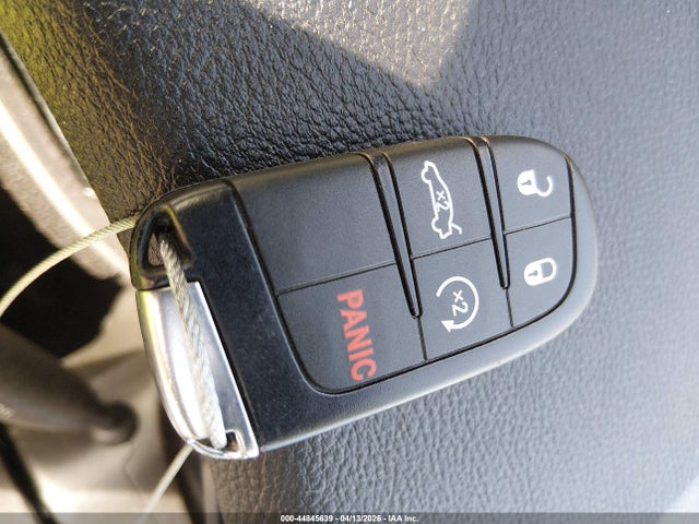 44845639 :رقم المزاد ، 2C3CDZKG5NH223741 vin ، 2022 Dodge Challenger Gt Awd مزاد بيع