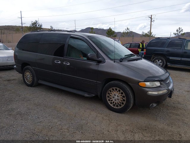 1999 CHRYSLER TOWN & COUNTRY 1C4GT64LXXB563410 Photo 0