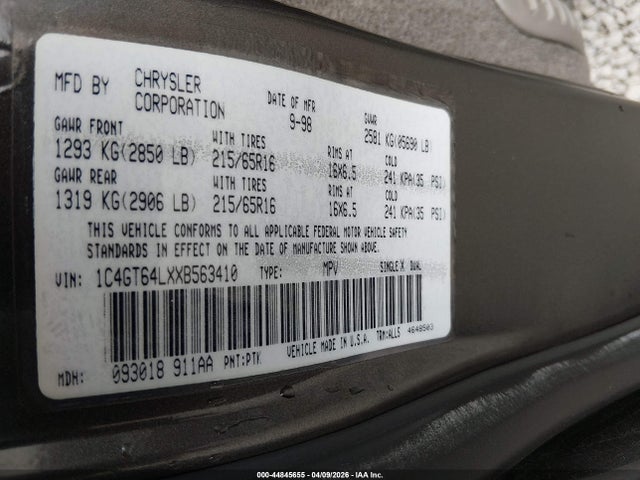 1999 CHRYSLER TOWN & COUNTRY 1C4GT64LXXB563410 Photo 8