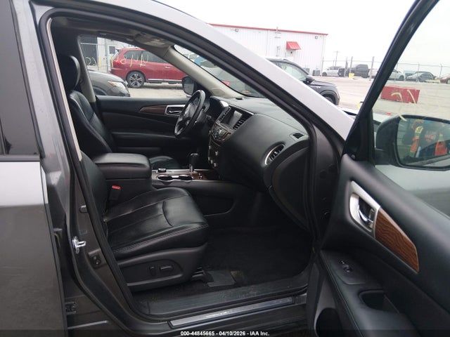 Aukcja sprzedaży 2017 Nissan Pathfinder Platinum, vin: 5N1DR2MM9HC660995, numer aukcji: 44845665