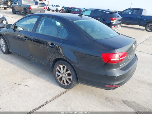 44845669 :رقم المزاد ، 3VWD17AJ6FM205310 vin ، 2015 Volkswagen Jetta 1.8t Se مزاد بيع