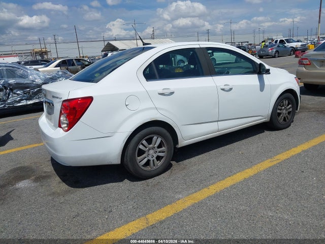 1G1JC5SGXE4152430 Chevrolet Sonic Lt Auto