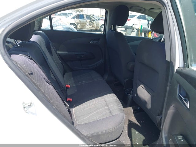 1G1JC5SGXE4152430 Chevrolet Sonic Lt Auto