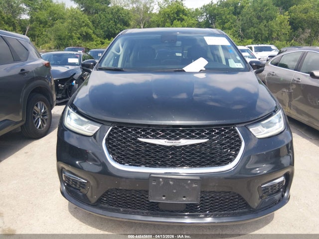 Продажа на аукционе авто 2023 Chrysler Pacifica Touring L, vin: 2C4RC1BG1PR627806, номер лота: 44845688