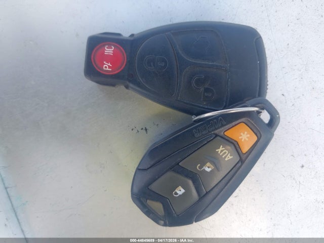 Продажа на аукционе авто 2005 Mercedes-benz E 320, vin: WDBUF65J45A645688, номер лота: 44845689